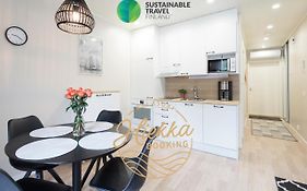 Jäkälätie Apartments by Hiekka Booking